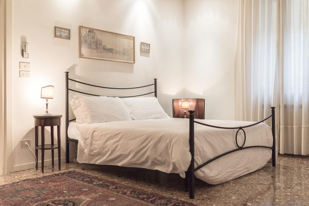 Apartamento Accademia Terrazza Venecia Exterior foto