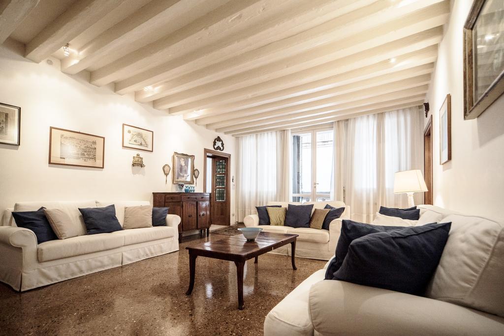 Apartamento Accademia Terrazza Venecia Exterior foto