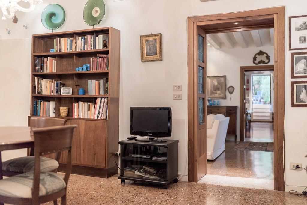 Apartamento Accademia Terrazza Venecia Exterior foto