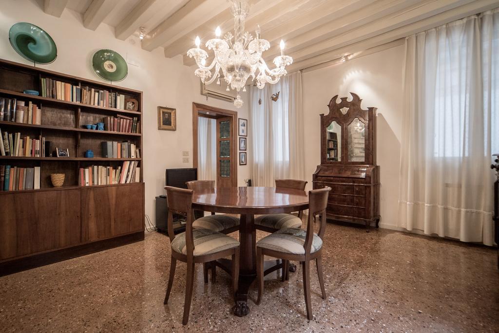 Apartamento Accademia Terrazza Venecia Exterior foto