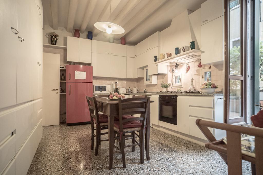 Apartamento Accademia Terrazza Venecia Exterior foto